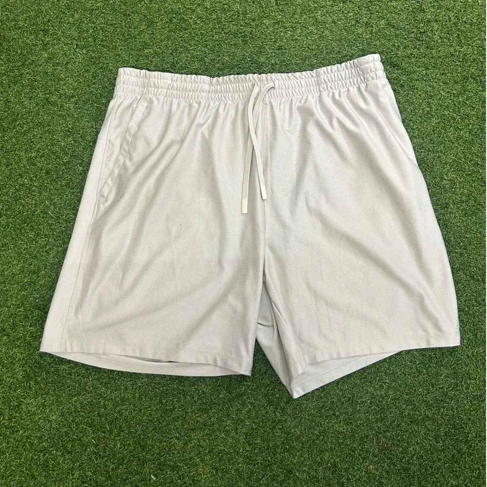 Old Navy Active Knit Tech Shorts Mens Medium Gray Athletic Gym Running 7